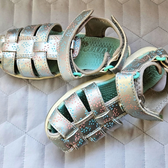 See Kai Run "Paley II" Water Friendly Toddler Sandals, Silver - Picture 2 of 5